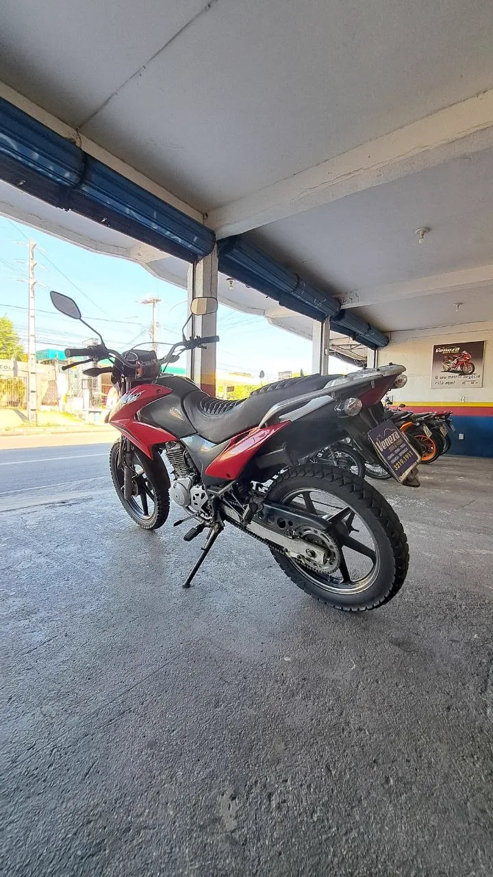 HONDA BROS 150 ES TRASEIRA ESQUERDA